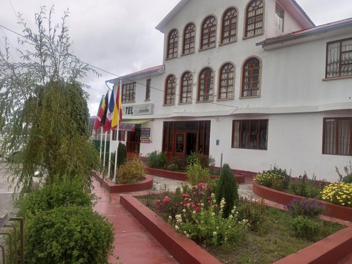 Hotel Summita Yunguyo Екстер'єр фото
