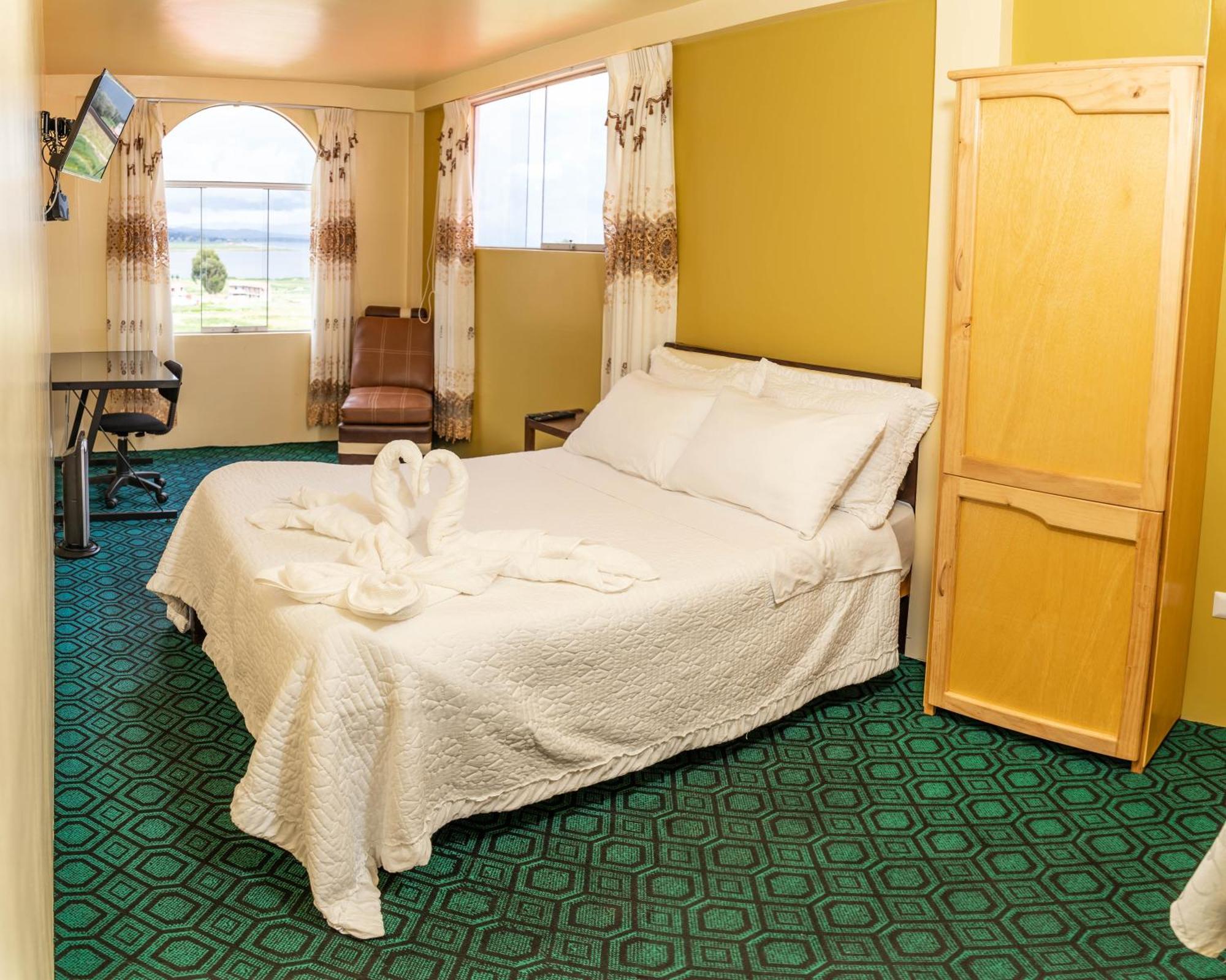 Hotel Summita Yunguyo Екстер'єр фото