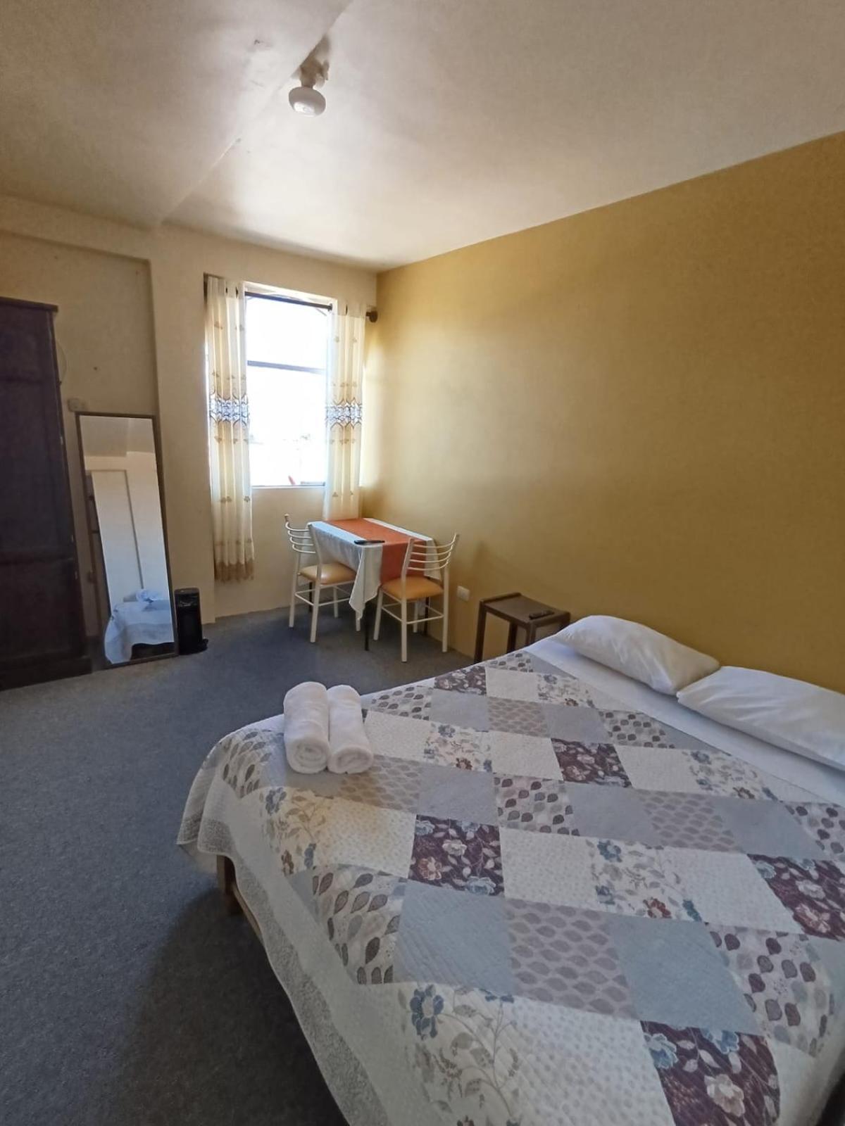 Hotel Summita Yunguyo Екстер'єр фото
