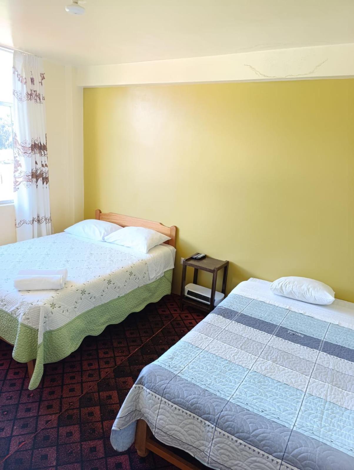 Hotel Summita Yunguyo Екстер'єр фото