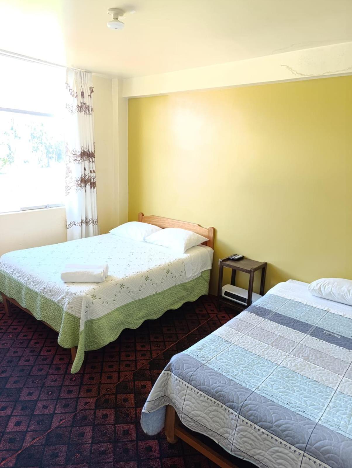 Hotel Summita Yunguyo Екстер'єр фото