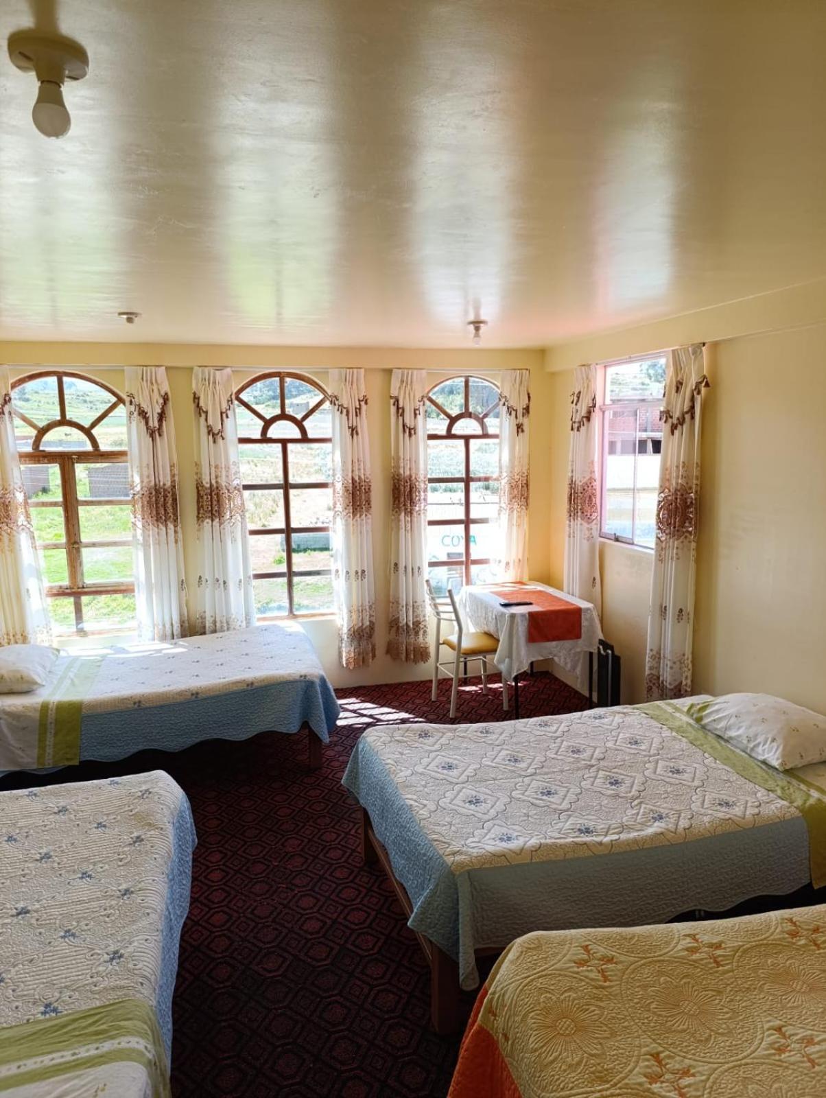 Hotel Summita Yunguyo Екстер'єр фото