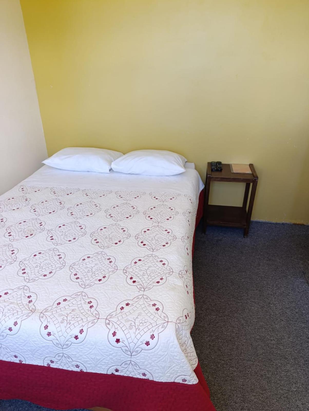 Hotel Summita Yunguyo Екстер'єр фото