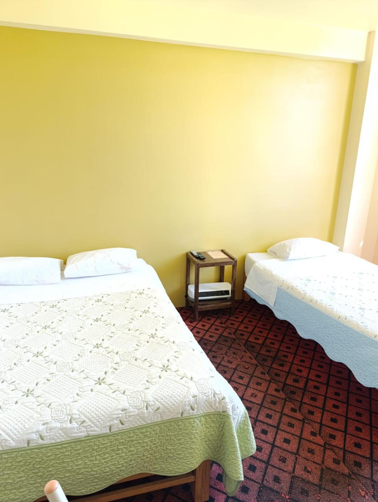 Hotel Summita Yunguyo Екстер'єр фото